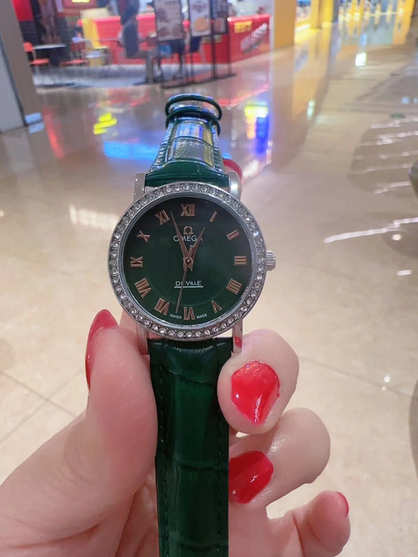 ブランド時計角部分ディテール